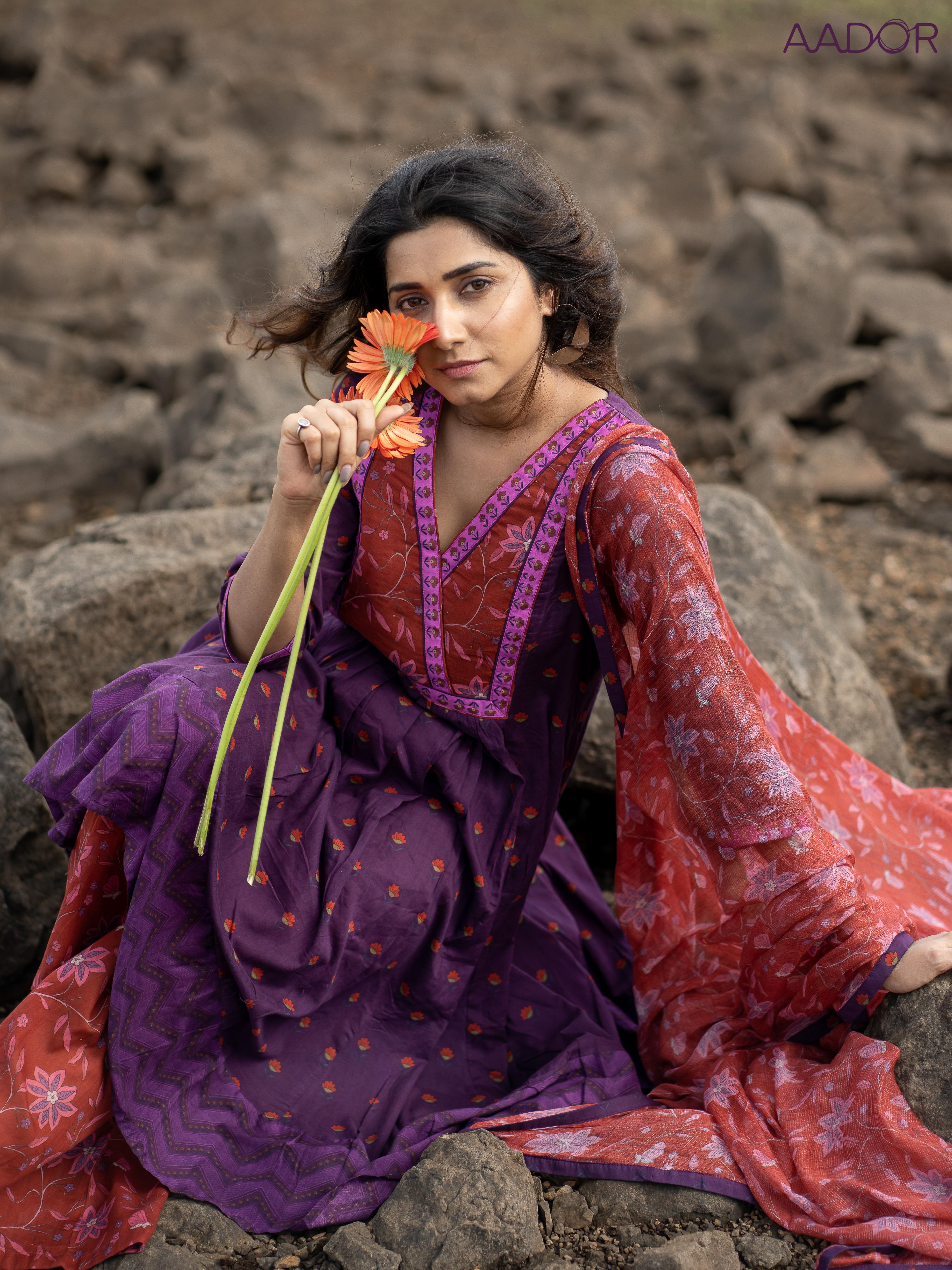 Misty Finchling Dupatta
